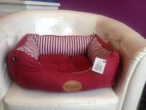 Sofa pour chien rouge à rayures blanches Vivog (AU PALACE DU CHIEN)